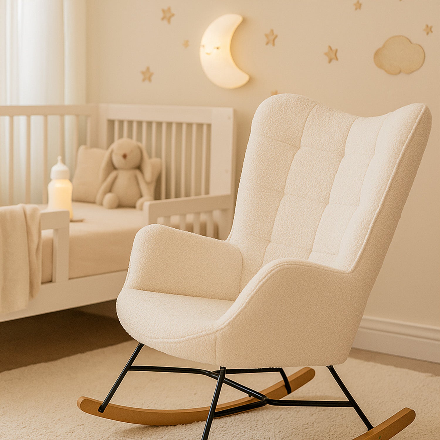 Fauteuil à bascule allaitement scandinave avec accoudoirs en tissu mouton bouclette beige à surpiqûres - FUNKEL