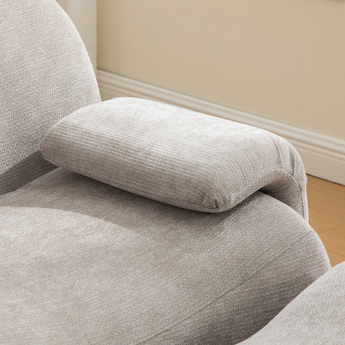 2-Sitzer-Schlafsofa aus dunkelgrauem Stoff mit Seitentaschen, modernes Schlafsofa