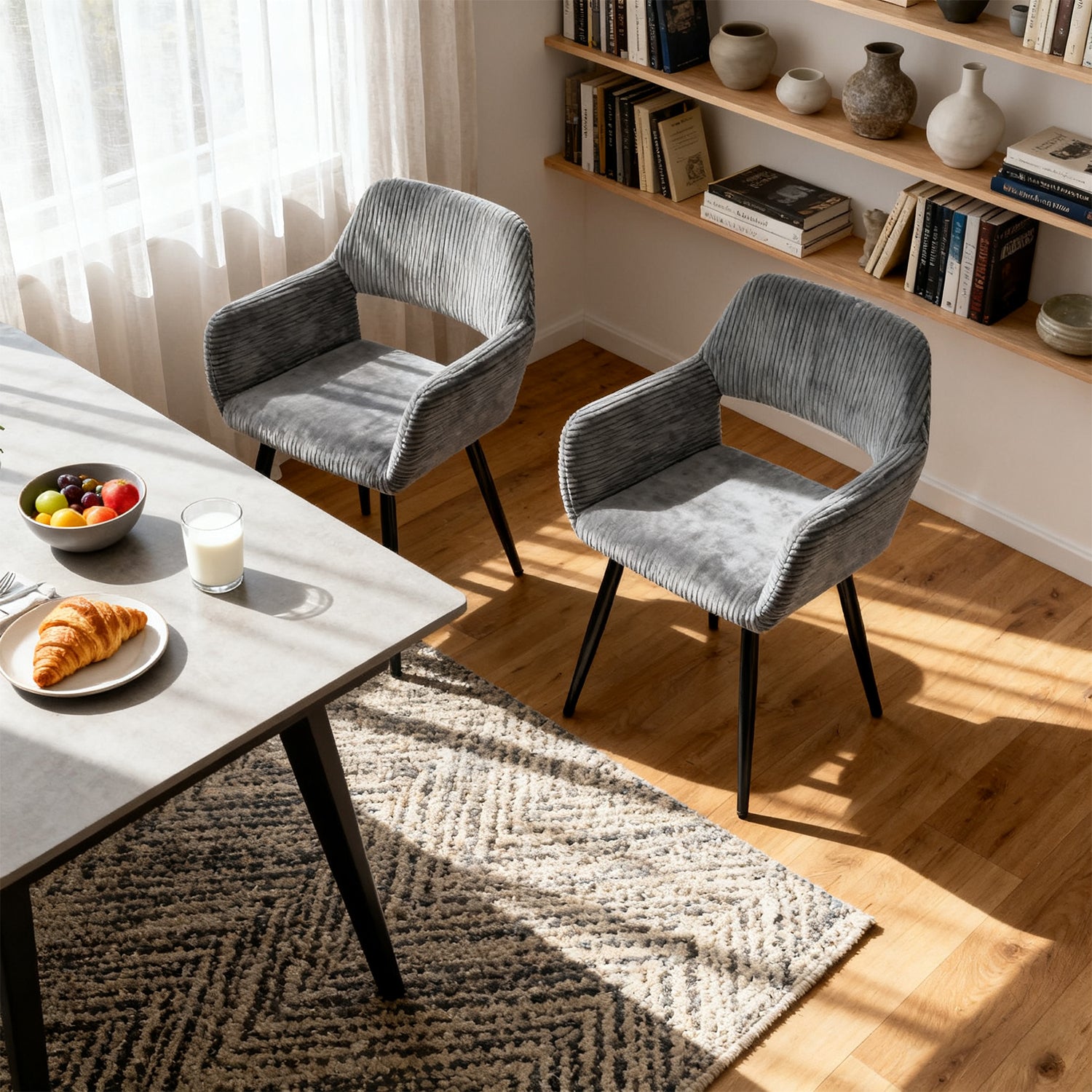 Lot de 2 fauteuils de salle à manger scandinaves avec accoudoirs en velours côtelé gris - CROMWELL CORDUROY