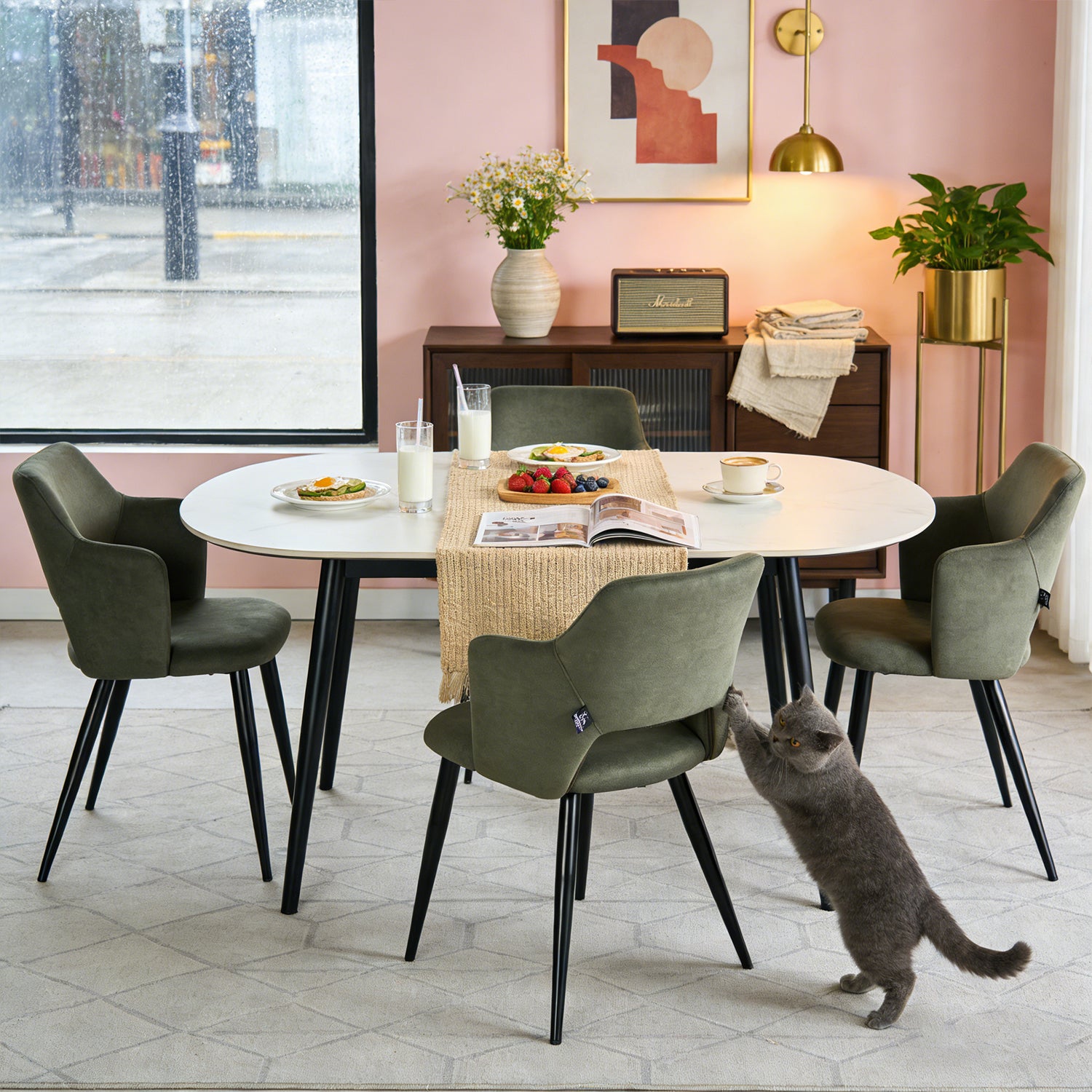 Lot de 4 chaises de salle à manger scandinaves avec accoudoirs en tissu résistant aux animaux et assise rembourré, vert - AKANJI CC