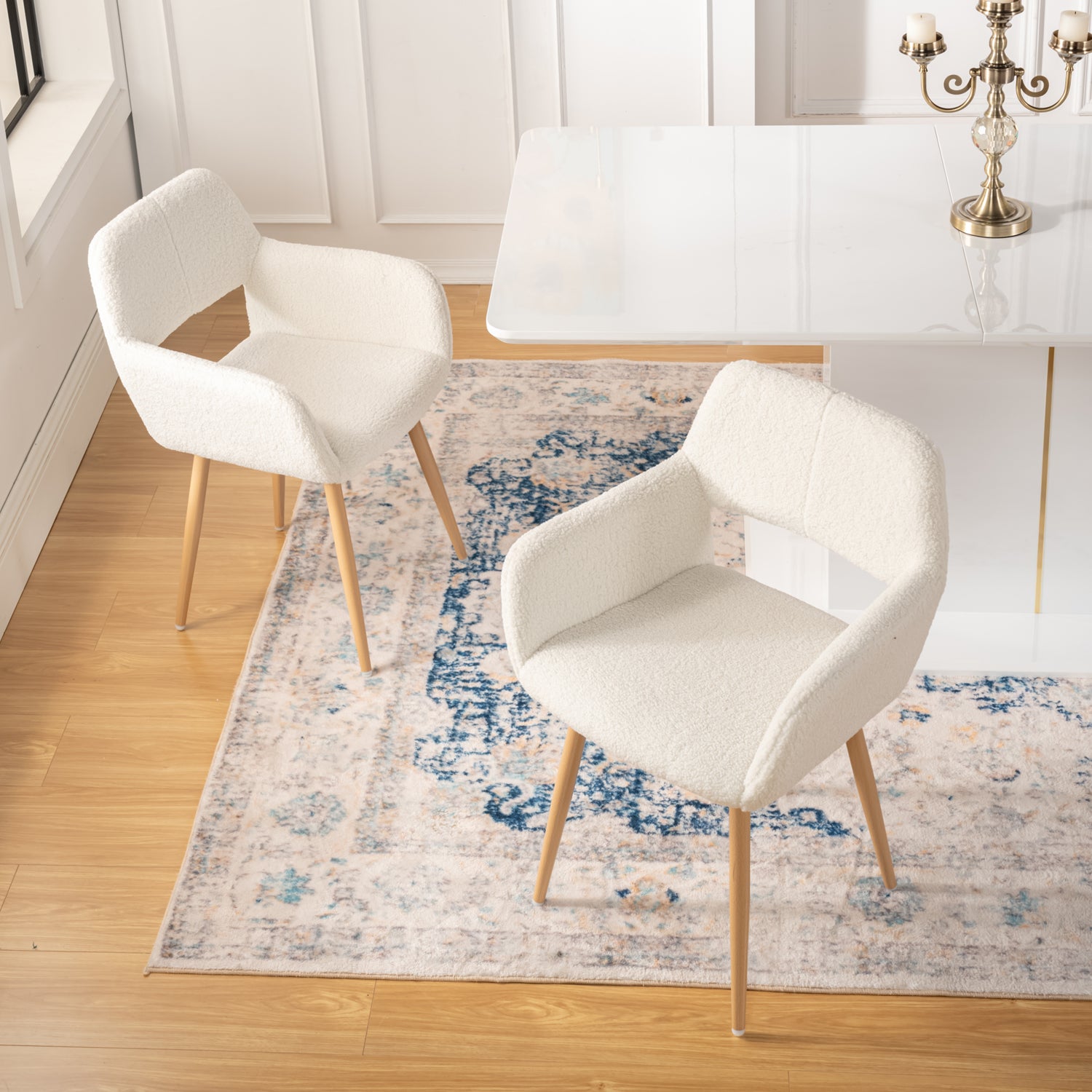 Lot de 2 fauteuils de salle à manger scandinaves avec accoudoirs en tissu mouton bouclette beige - CROMWELL