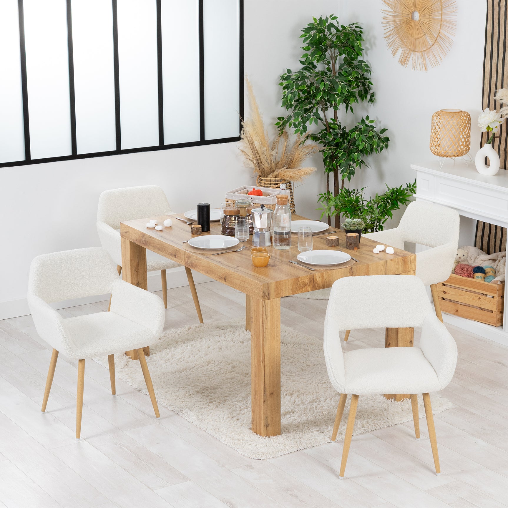 Lot de 4 fauteuils de salle à manger scandinaves avec accoudoirs tissu mouton bouclette beige - CROMWELL