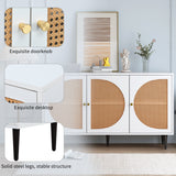 Modernes weißes Buffet mit 3 Rattan -Türen und Metallfüßen