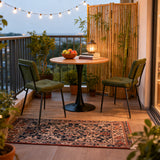 Ensemble de salle à manger de style scandinave composé d'une table ronde en chêne et de 2 chaises en tissu vert
