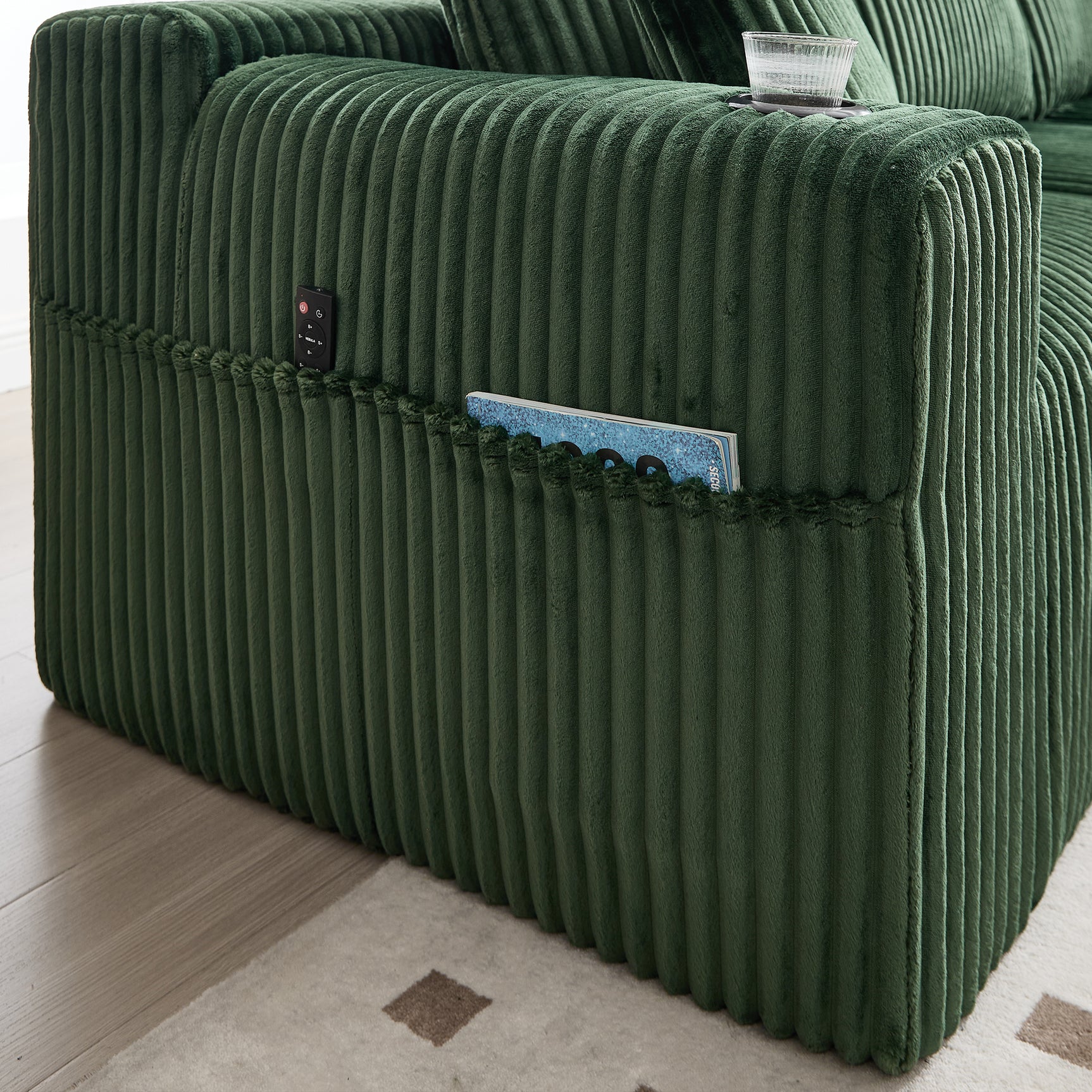 Ensemble canapé avec coussins, poches latérales et porte-gobelets en velours côtelé doux pour salon, vert
