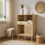 Hohes Sideboard aus Holz im modernen Stil mit Türen aus natürlichem Rattan, 2 Schubladen und 2 offenen Nischen – 80 x 39,5 x 120 cm