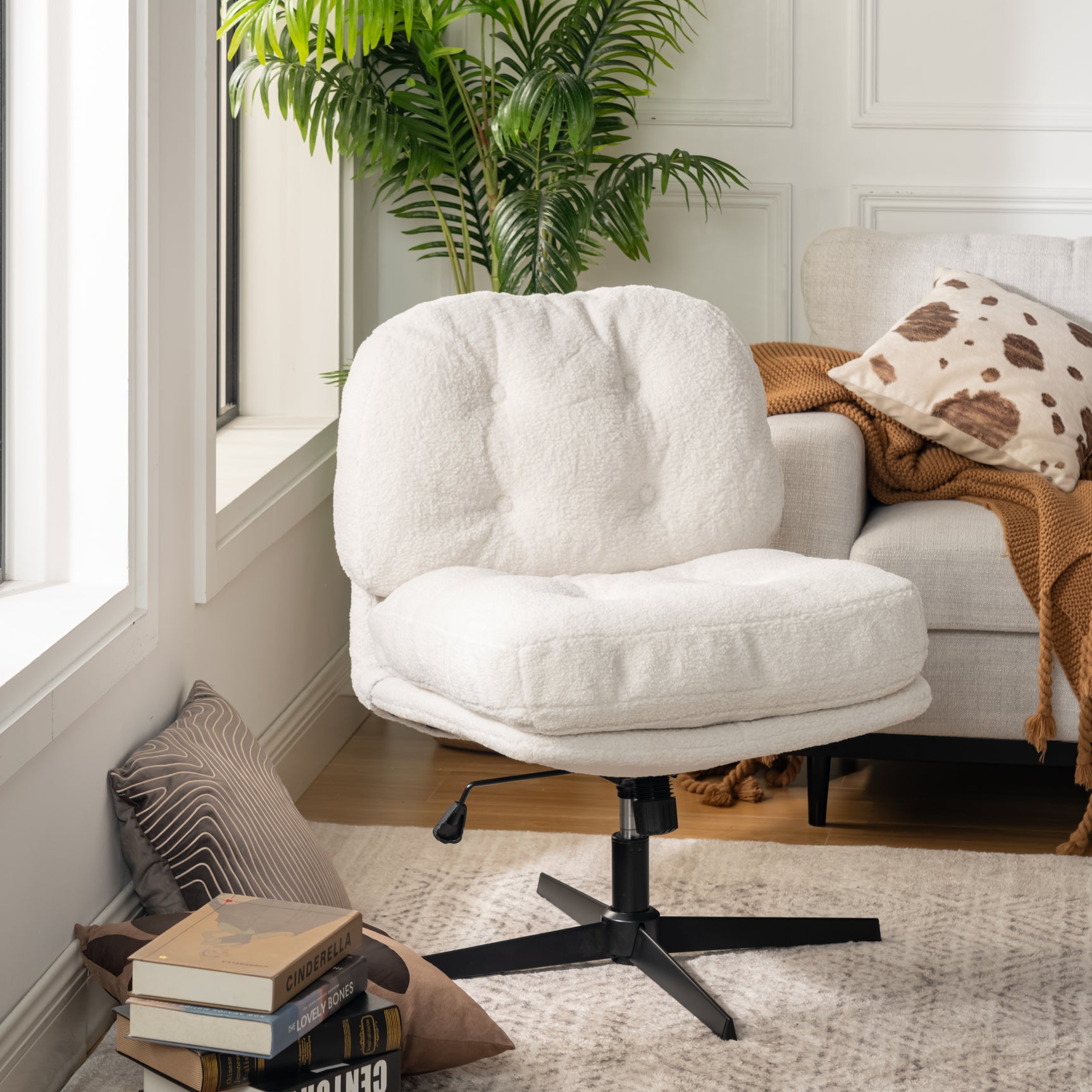 Pivoting lounge chair adjustable in white ribbed velvet - Alintonex