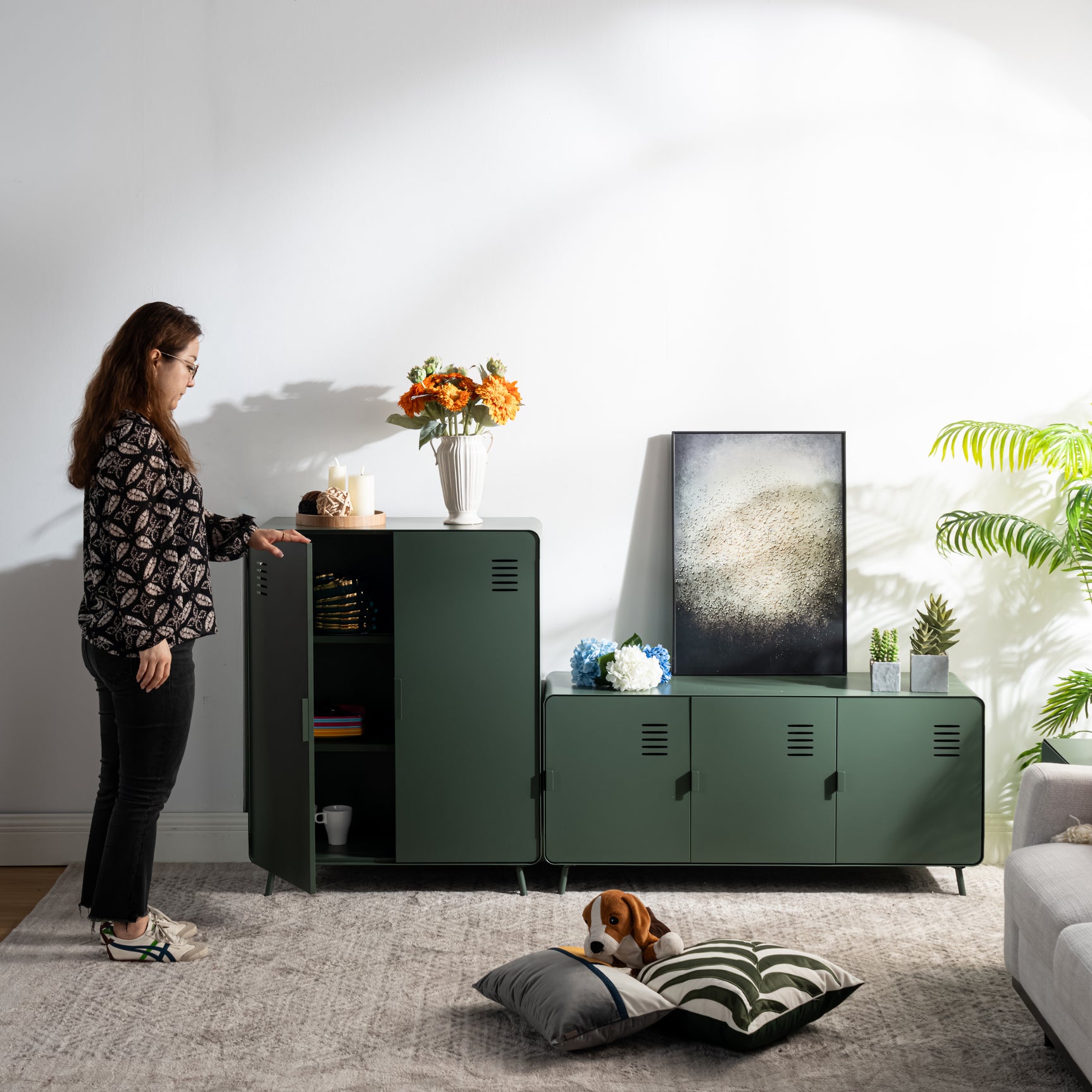 Armoire/Casier métallique vert au style industriel avec étagères et 2 portes - WALNUT