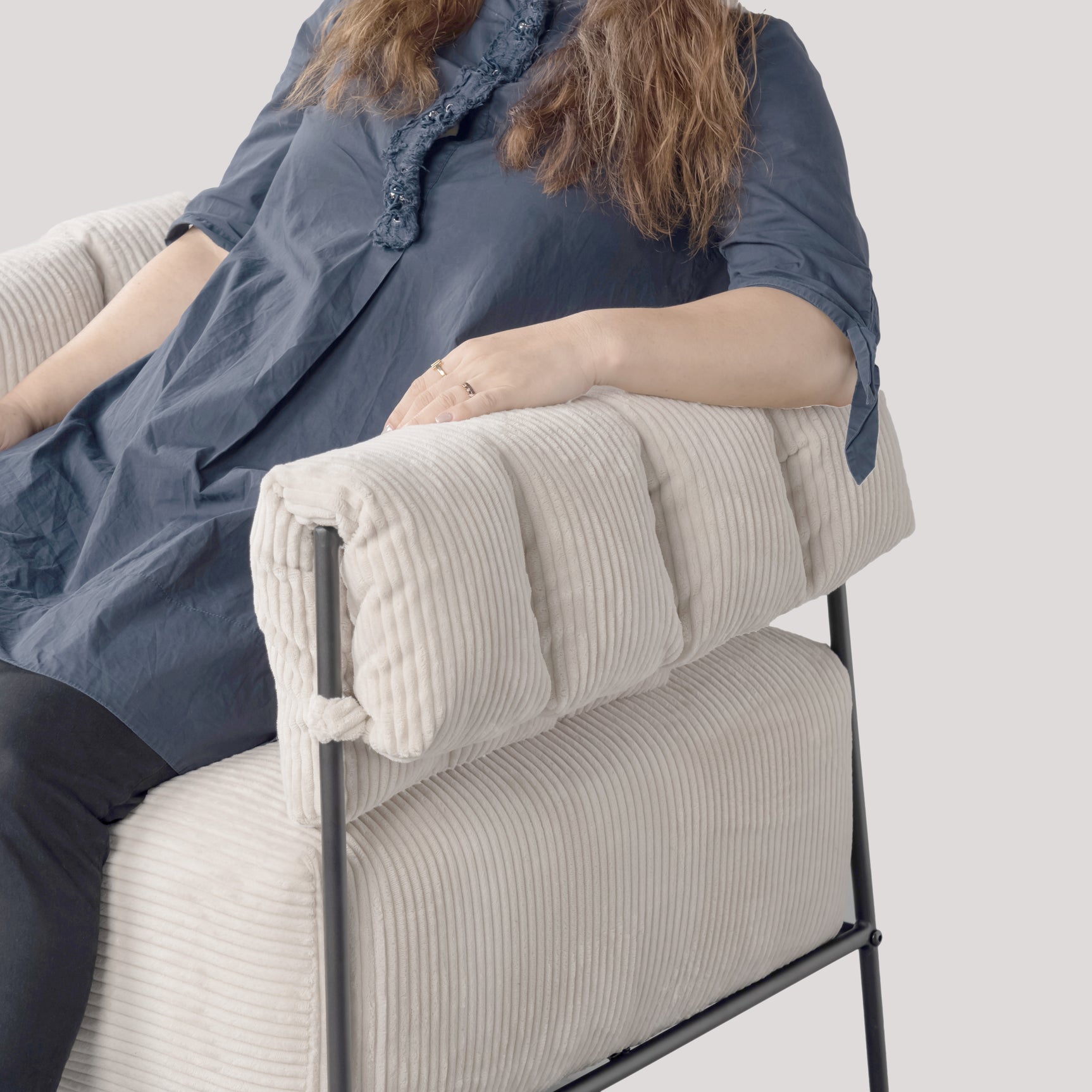 Lounge armchair with armrests in beige corduroy - DOMCO