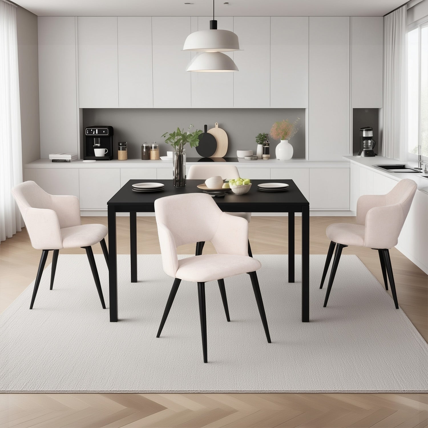 Ensemble table à manger extensible noire et 4 fauteuils en tissu beige de style scandinave